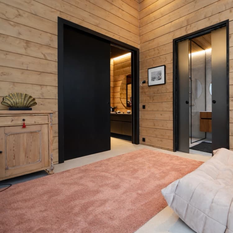 Vuori | D6 Musta viiluovi