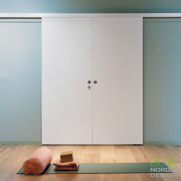 Surface | D15 Massive